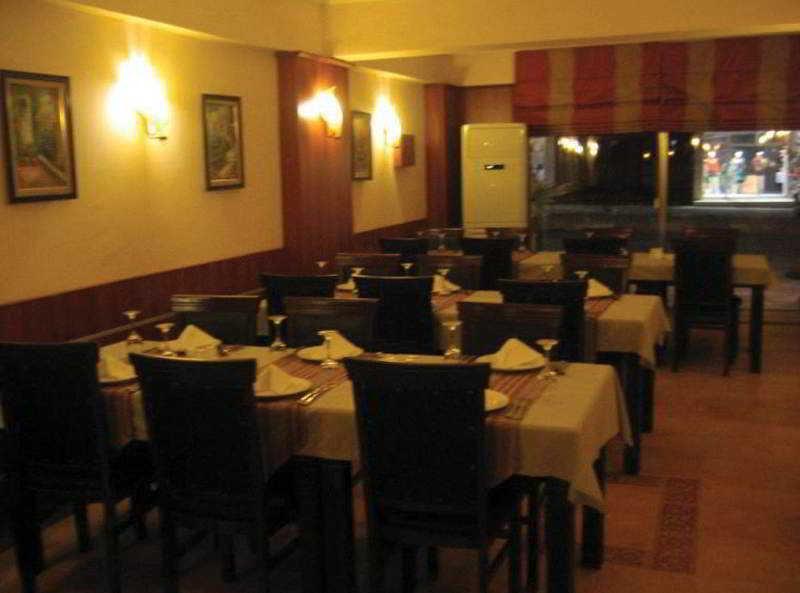 Life Hotel Cirénia Exterior foto